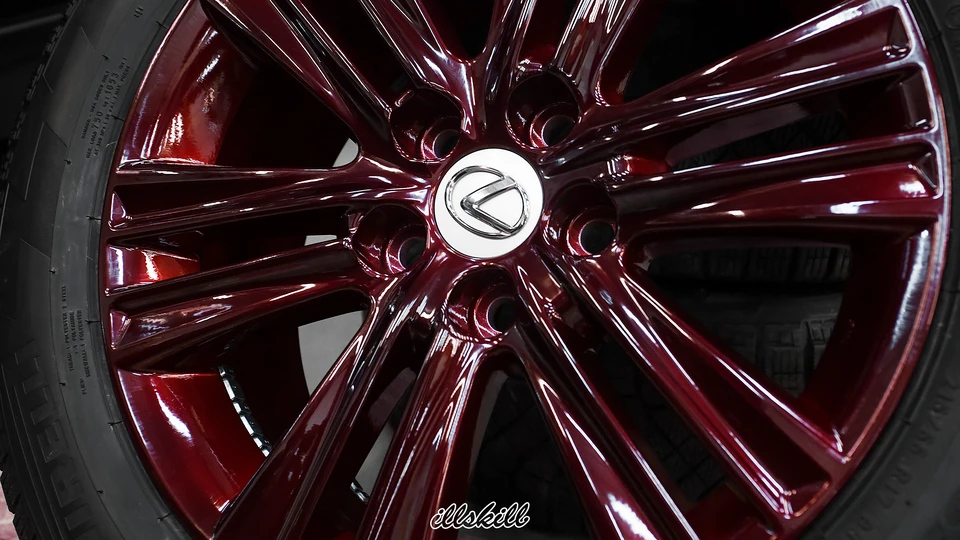 Бордовый многоспицевый диск с эмблемой Lexus